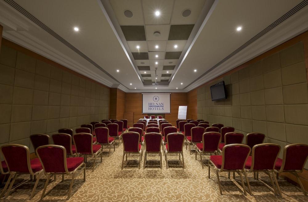 Helnan Dream Hotel And Conference Center 6th of October City Exterior photo Meeting room at the hotel